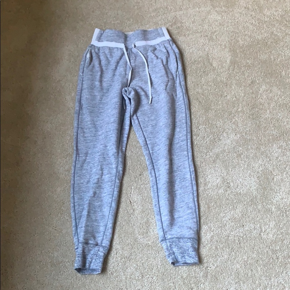 lululemon joggers
